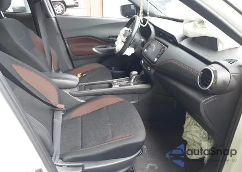 2024 Nissan Kicks Sr Xtronic Cvt from USA, damaged, VIN 3N1CP5DV6RL520167